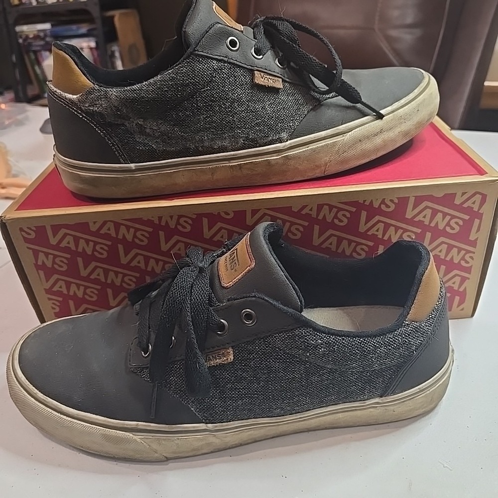 Vans‎ Atwood Deluxe Black Dashshund Size Men's 12 Box Included